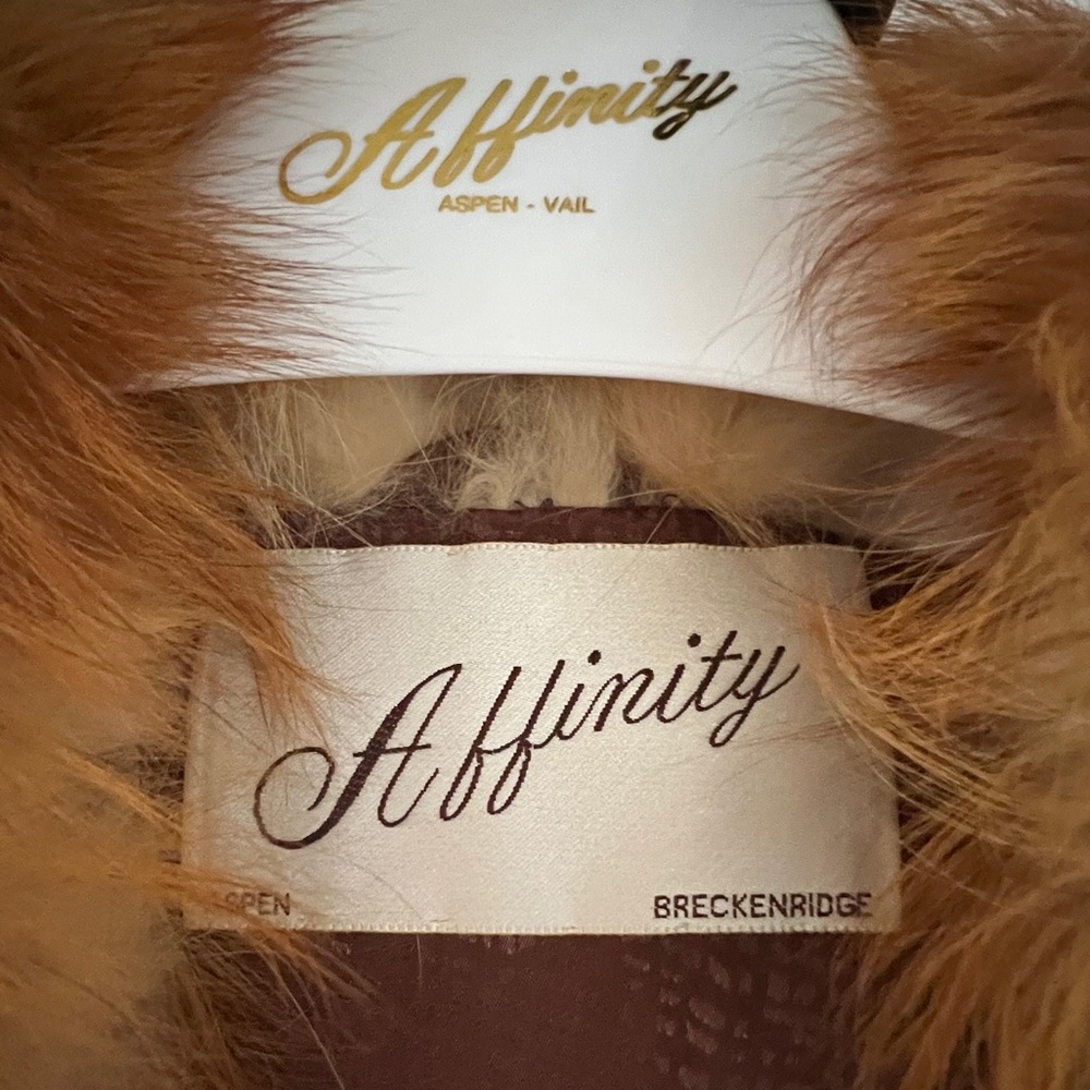 Full length fox fur coat purchase in Aspen CO. worn 1 time. - Picture 4 of 16